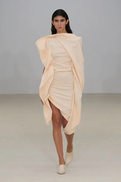 Look 31